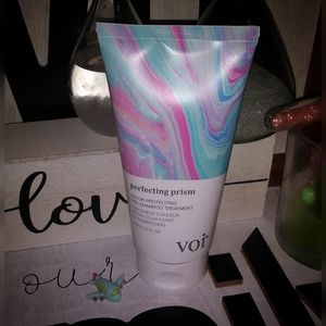 Voir Perfecting Prism: Color Protecting Pre-Shampoo Treatment